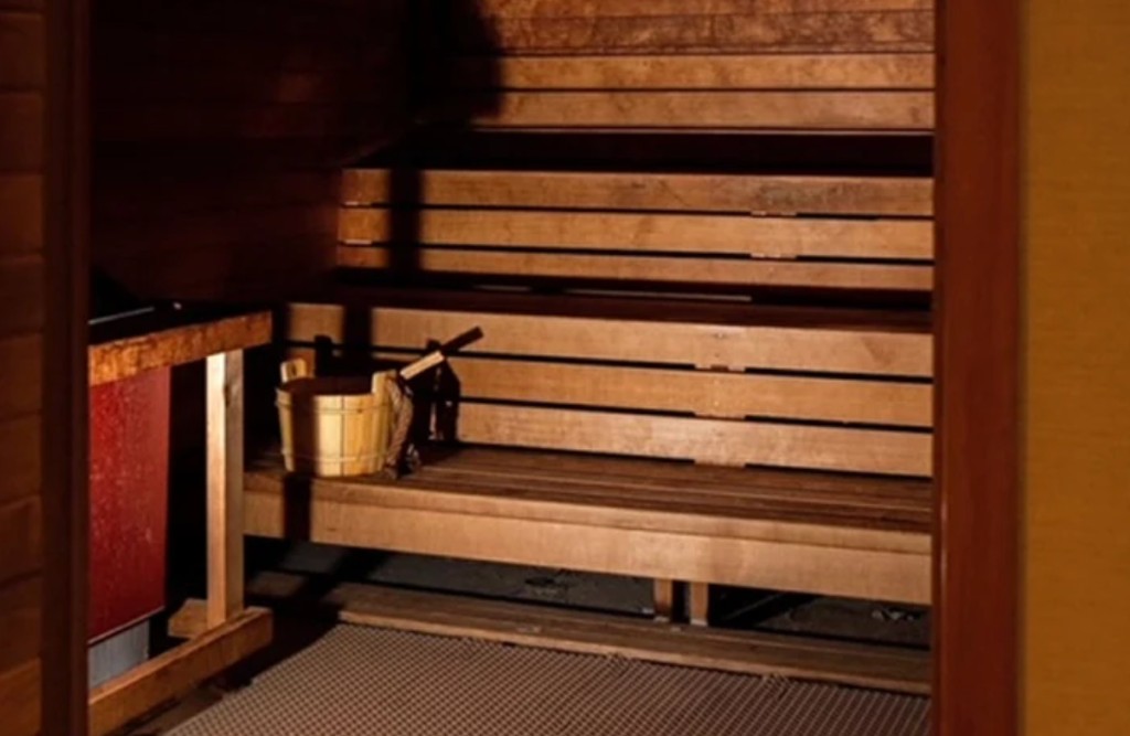 Penelope And The Beauty Bar